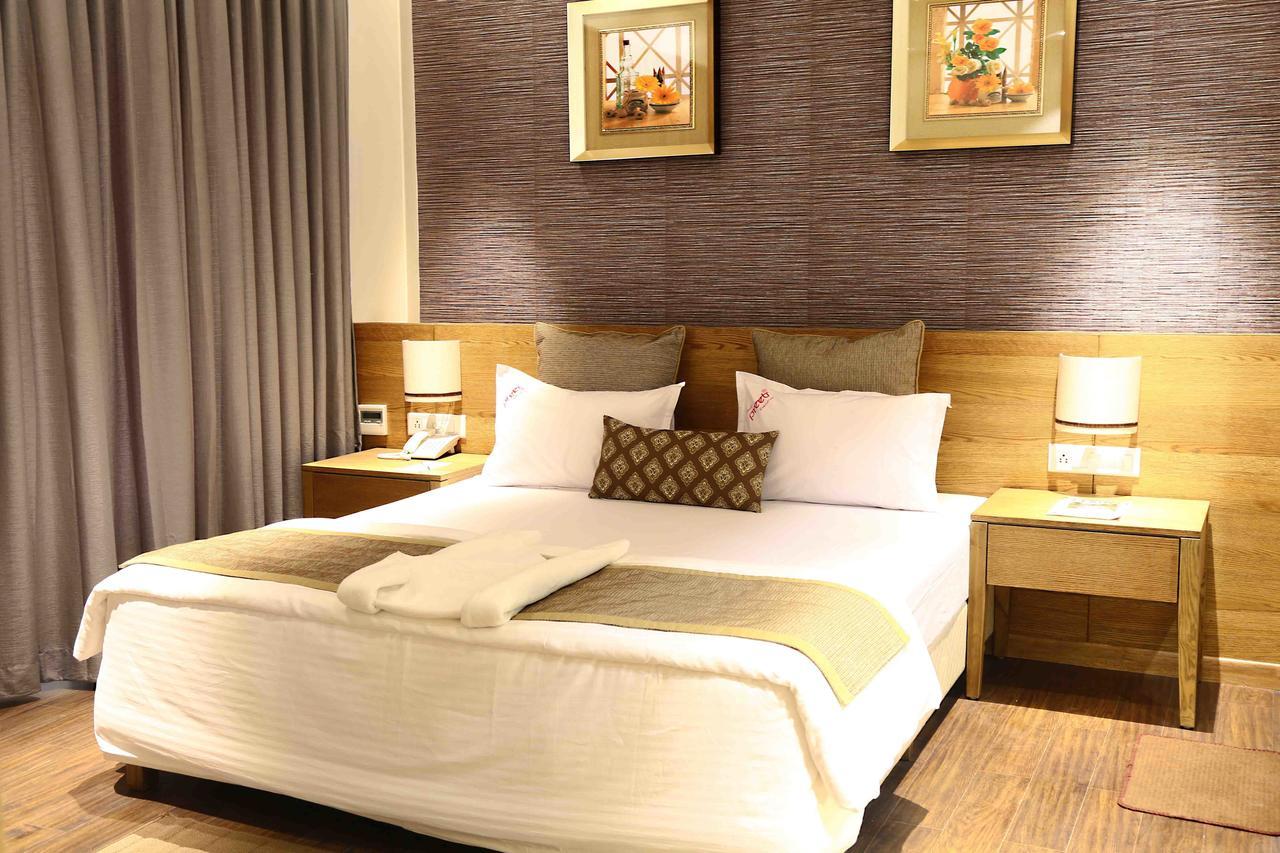 Hotel Preeti Executive Satara Exterior photo